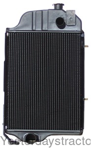 John Deere 820 Radiator AT20849