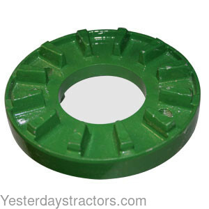 John Deere 1950 Coupling L34432